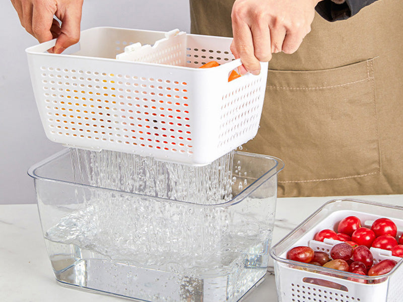 Contenedor con cesta de drenaje